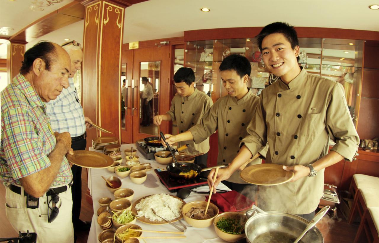 Huong Hai Sealife Cruise Ha Long Bagian luar foto