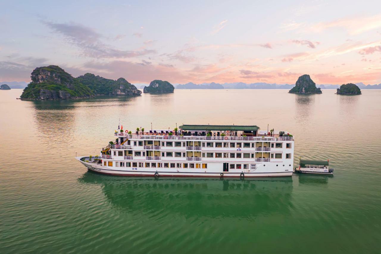 Huong Hai Sealife Cruise Ha Long Bagian luar foto